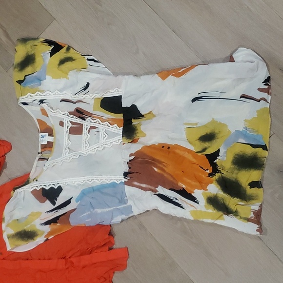 Edme & Esyllte Women's sz 4 Blouses - orange and colorful - Picture 3 of 6